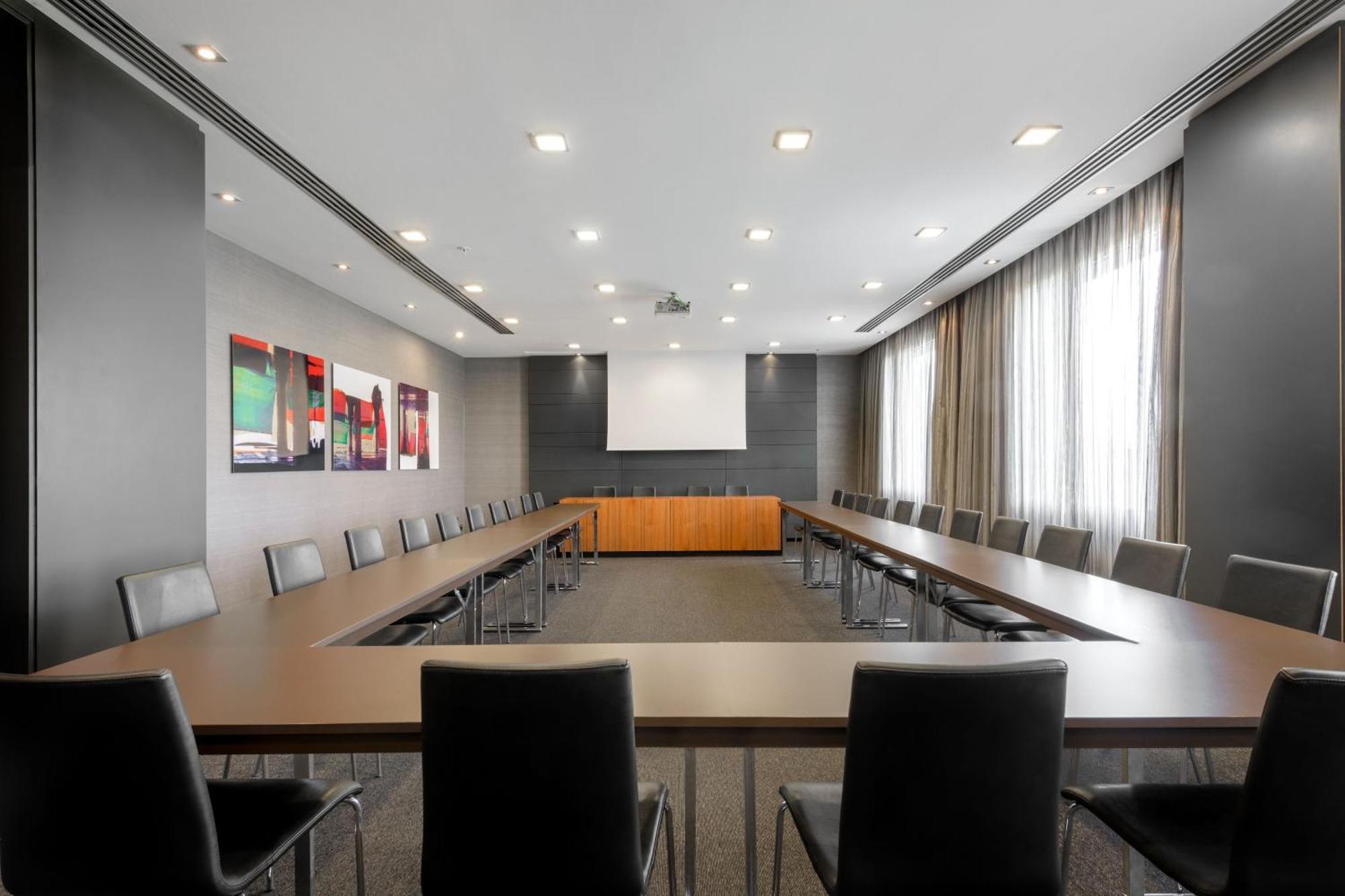 Ac Hotel Brescia By Marriott Εξωτερικό φωτογραφία