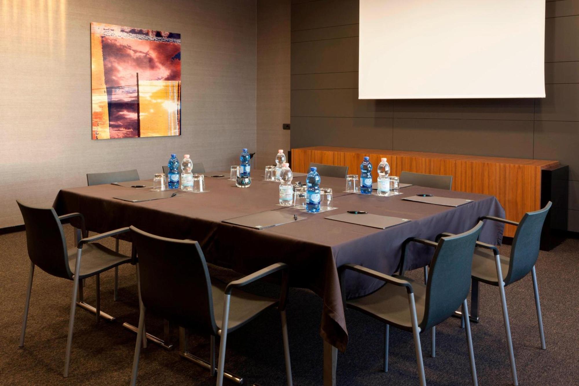 Ac Hotel Brescia By Marriott Εξωτερικό φωτογραφία